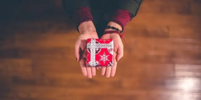 How Giving Boosts Your Happiness