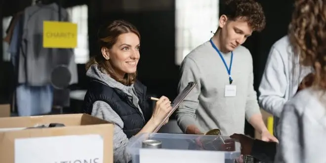 How the Wealthy Give Back
